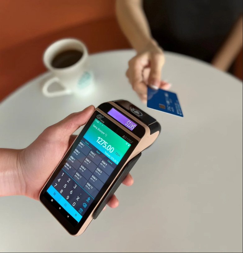 PAX A910SF ile masada kartlı ödeme